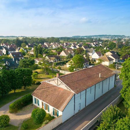 Gite 32 Rue Du Huit Mai Freneuse  Kültér fotó
